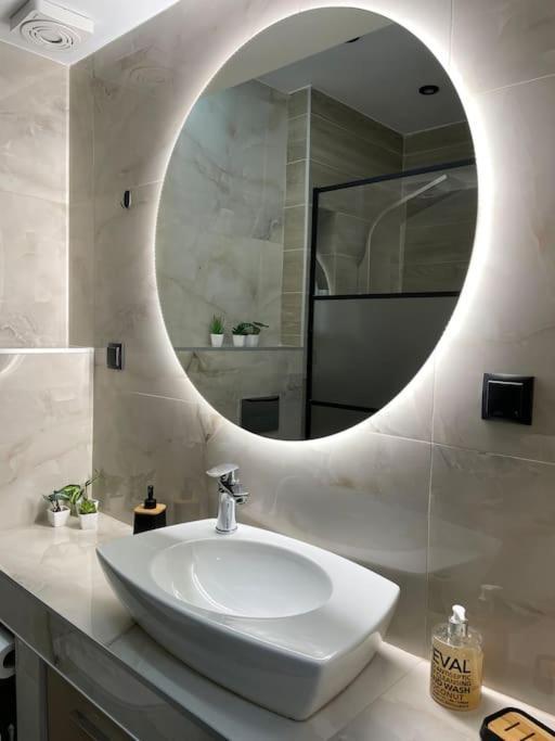 The Modern Apartment Thessaloníki Luaran gambar
